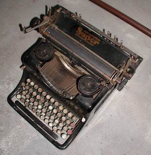 Typewriter - SUPER