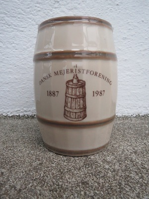 DANSK MEJERISTFORENING 1887-1987  - vintage ceramic butter barre