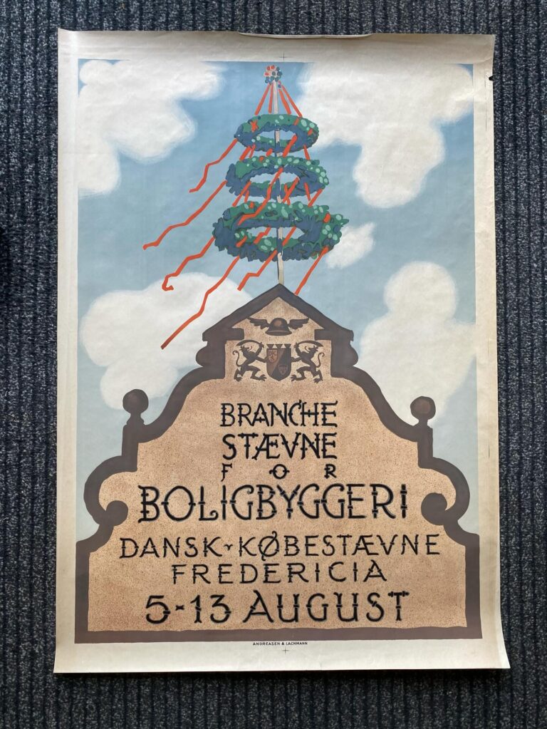 Instagram post from danskeplakater. This post is in position 3.