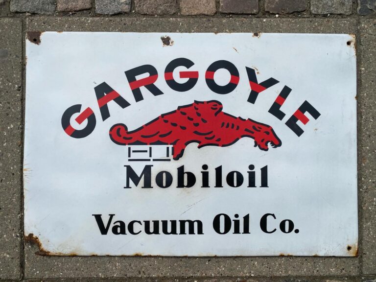 Instagram post from danskeplakater. This post is in position 5.