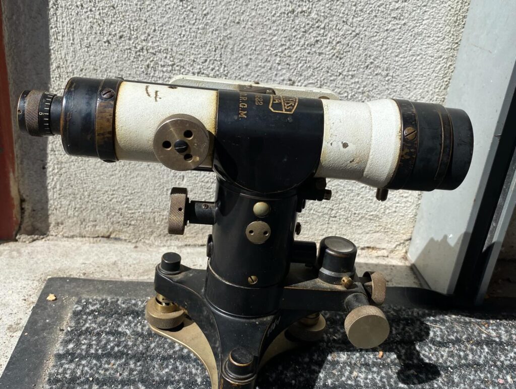 Instagram post from danskeplakater. This post is in position 6.