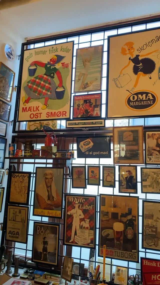 Instagram post from danskeplakater. This post is in position 19.
