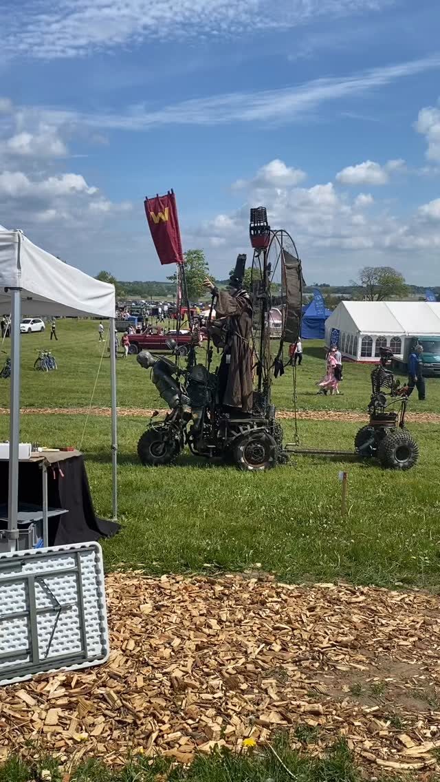 Instagram post from danskeplakater. This post is in position 0.