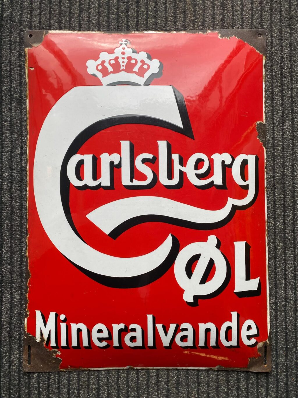 Instagram post from danskeplakater. This post is in position 2.