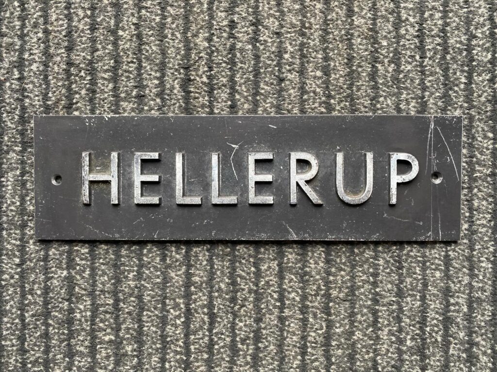 Instagram post from danskeplakater. This post is in position 0.