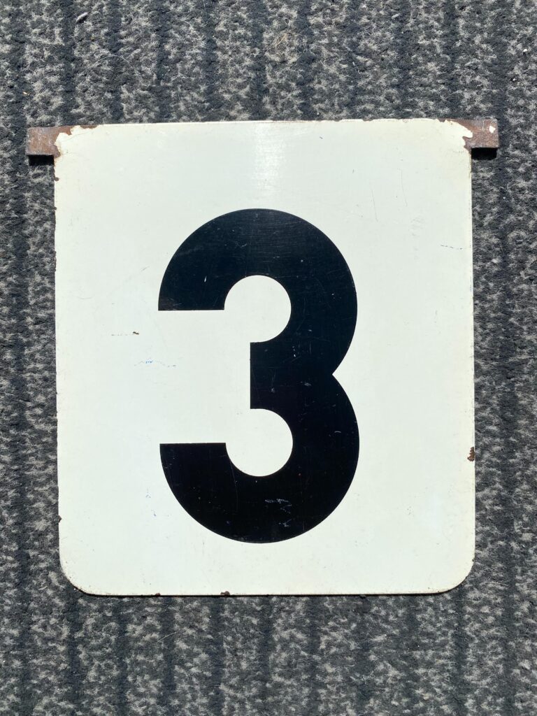 Instagram post from danskeplakater. This post is in position 1.