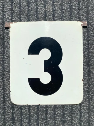 Instagram post from danskeplakater. This post is in position 3.