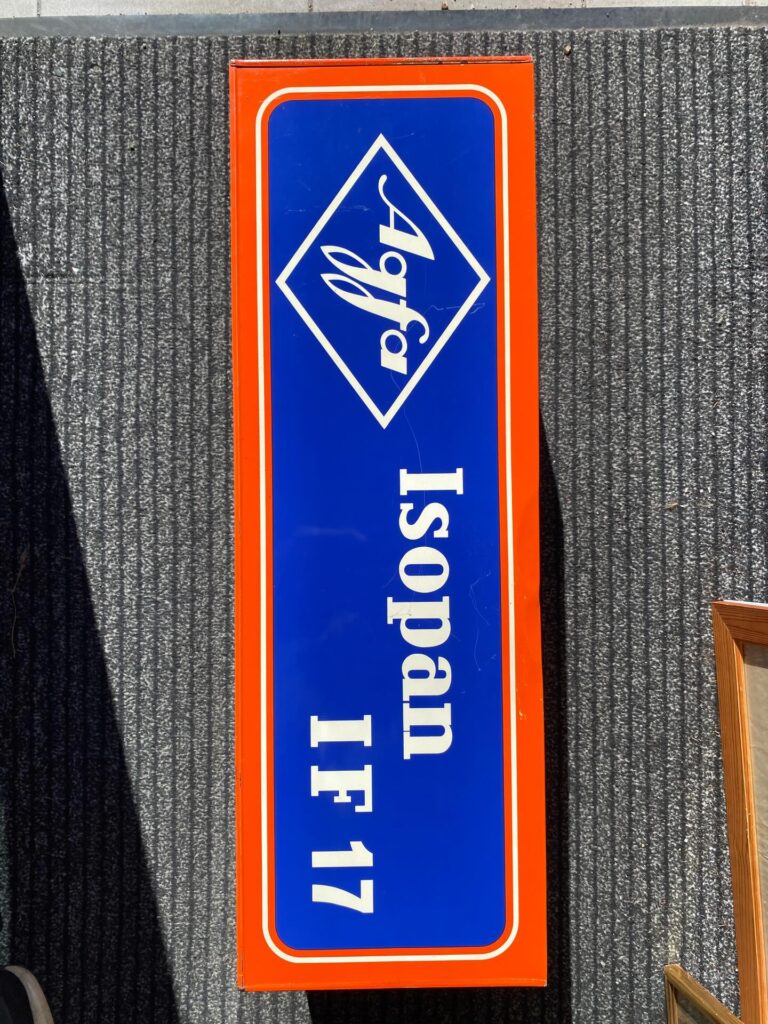 Instagram post from danskeplakater. This post is in position 1.