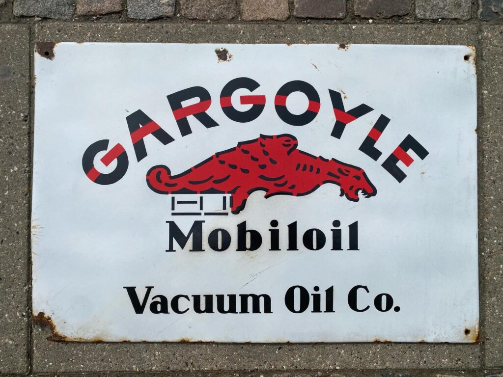 Instagram post from danskeplakater. This post is in position 0.