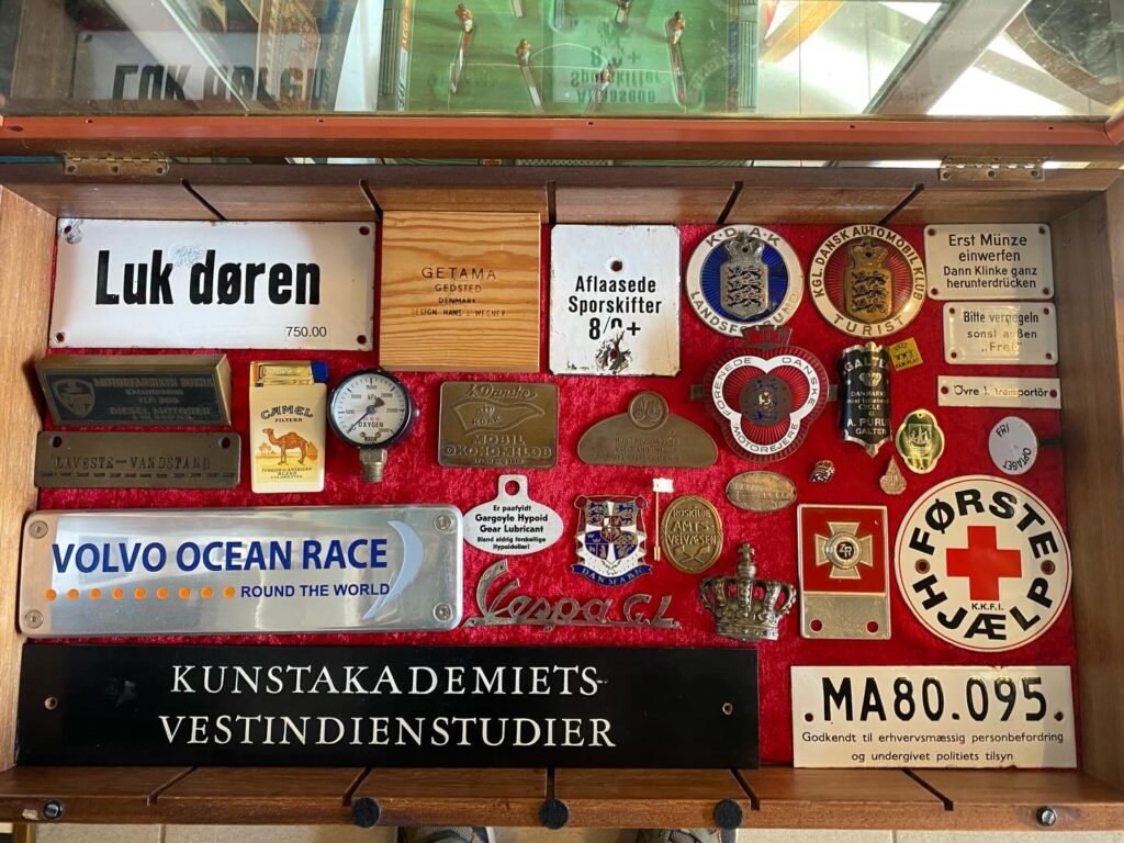 Instagram post from danskeplakater. This post is in position 0.