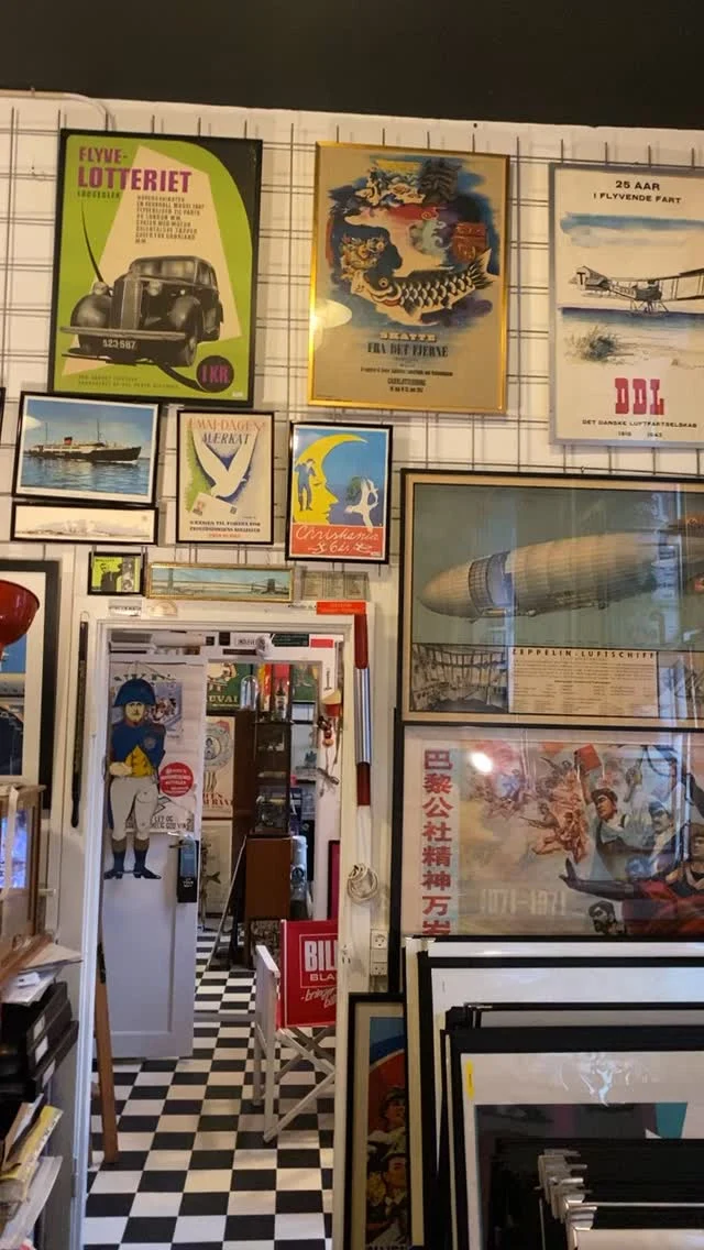 Instagram post from danskeplakater. This post is in position 9.