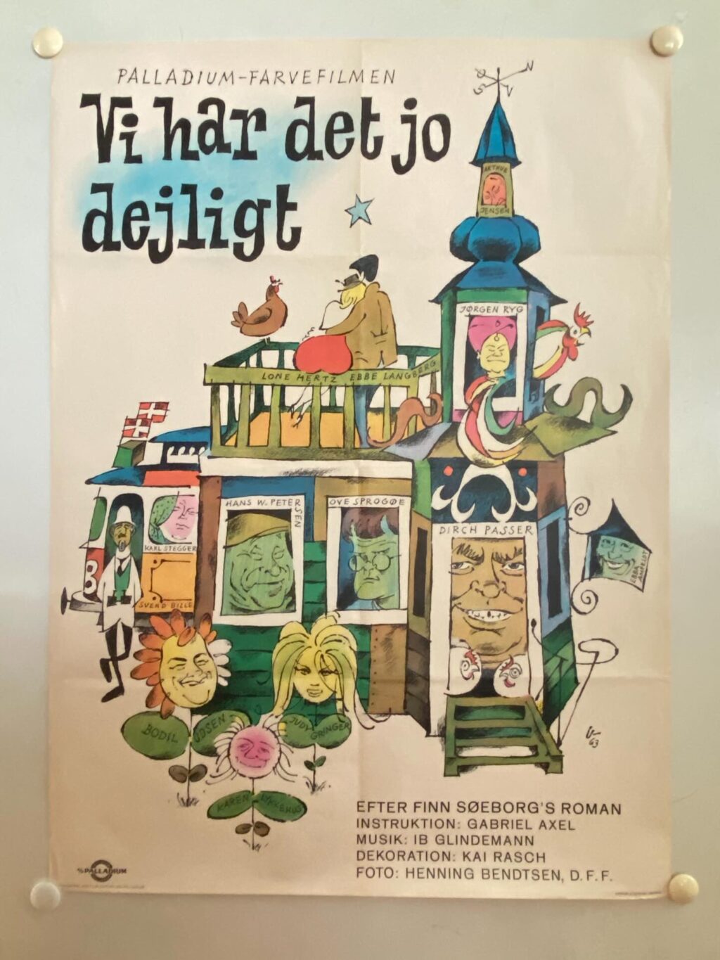 Instagram post from danskeplakater. This post is in position 4.